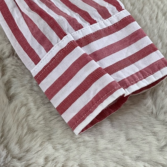 Button up shirts to go - Picture 3 of 8